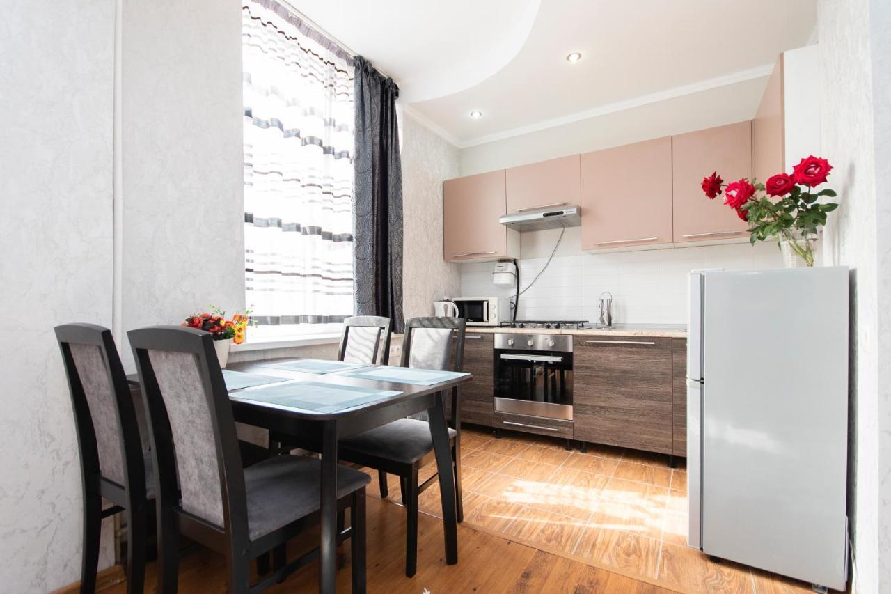 Comfortable Apartment In The Golden Square. Almaty Exterior photo